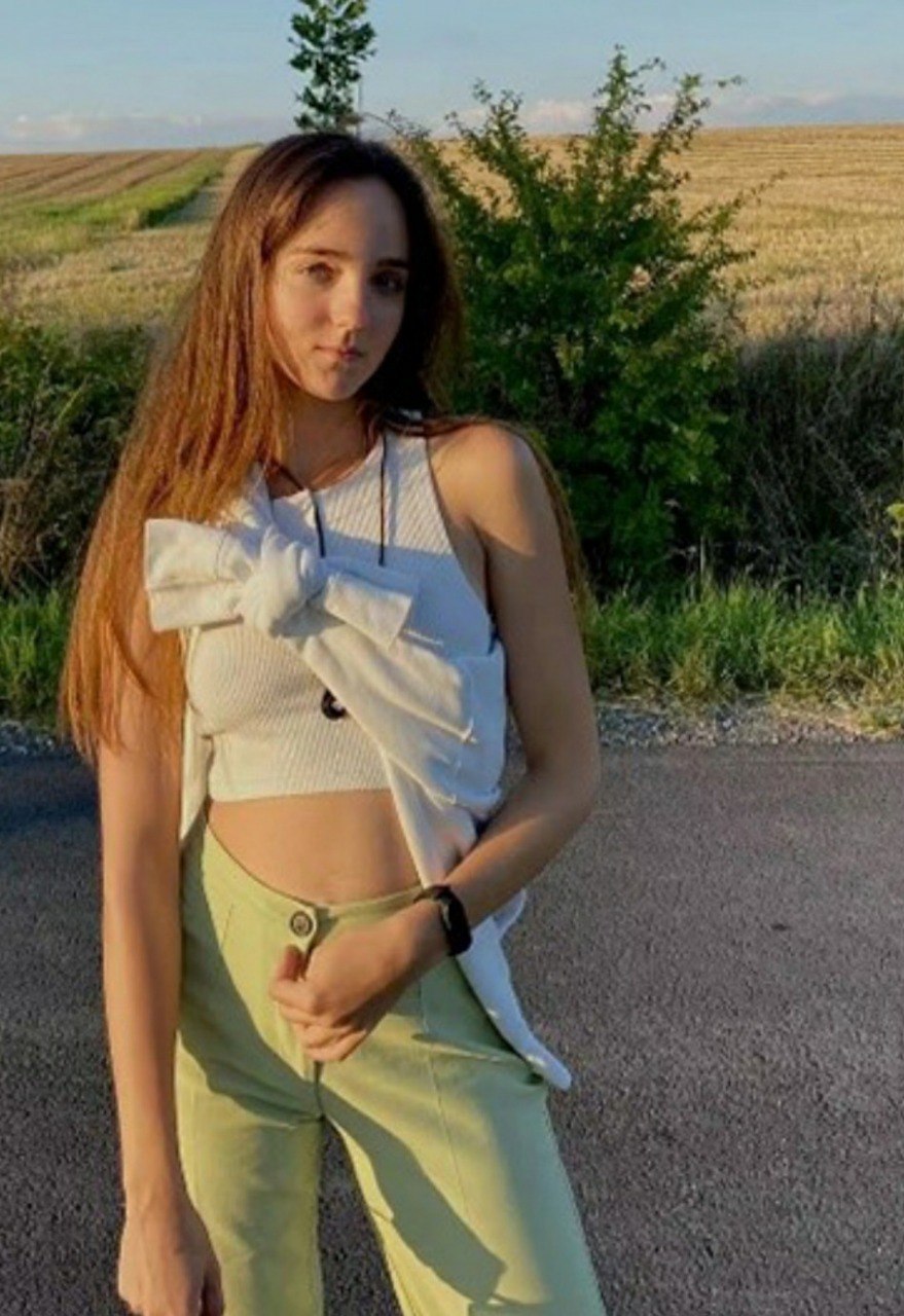 Alkollü sevişmeyi seven Bostancı escort bayan Neslihan